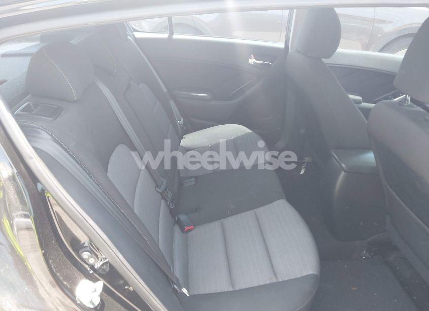 Photo 8 of 2016 Kia Forte LX (VIN KNAFK5A8XG5607717)