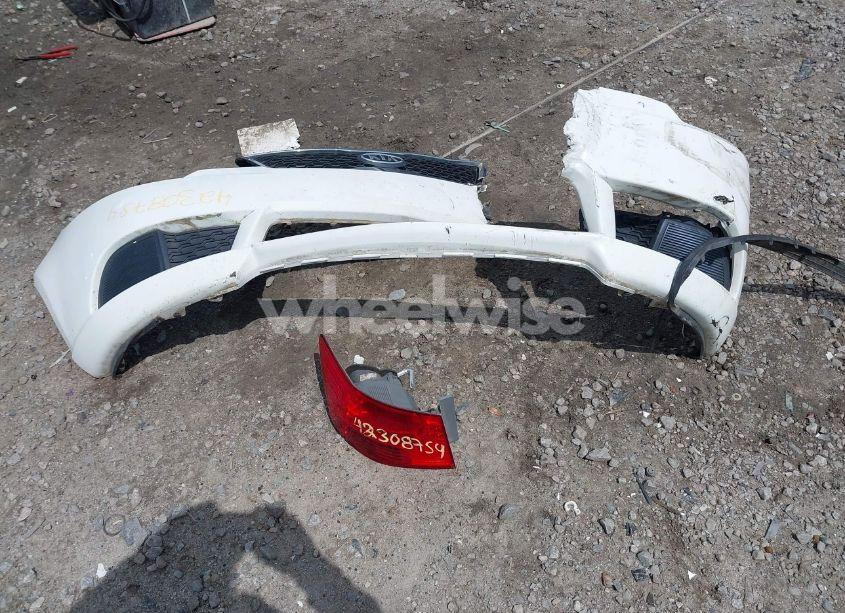 Photo 12 of 2013 Kia Forte LX (VIN KNAFT4A20D5654592)