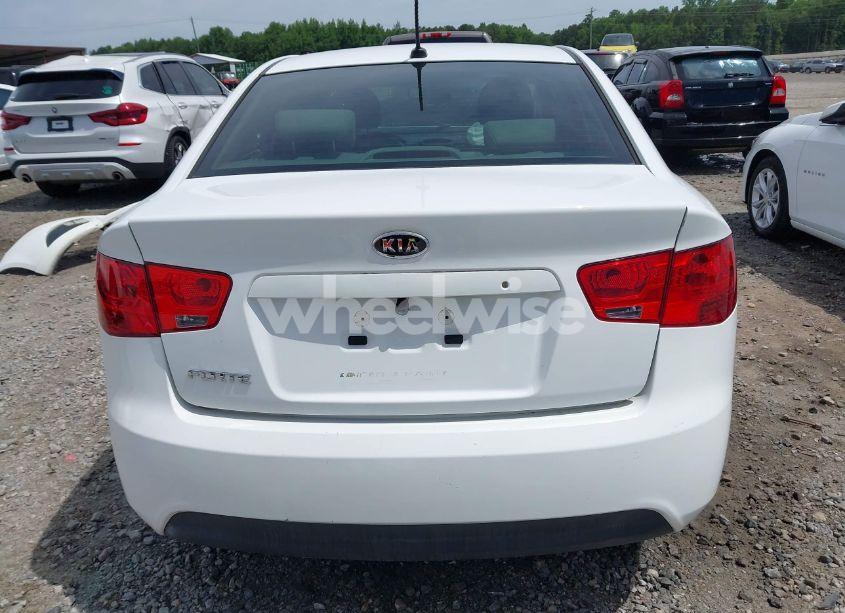 Photo 17 of 2013 Kia Forte LX (VIN KNAFT4A20D5654592)