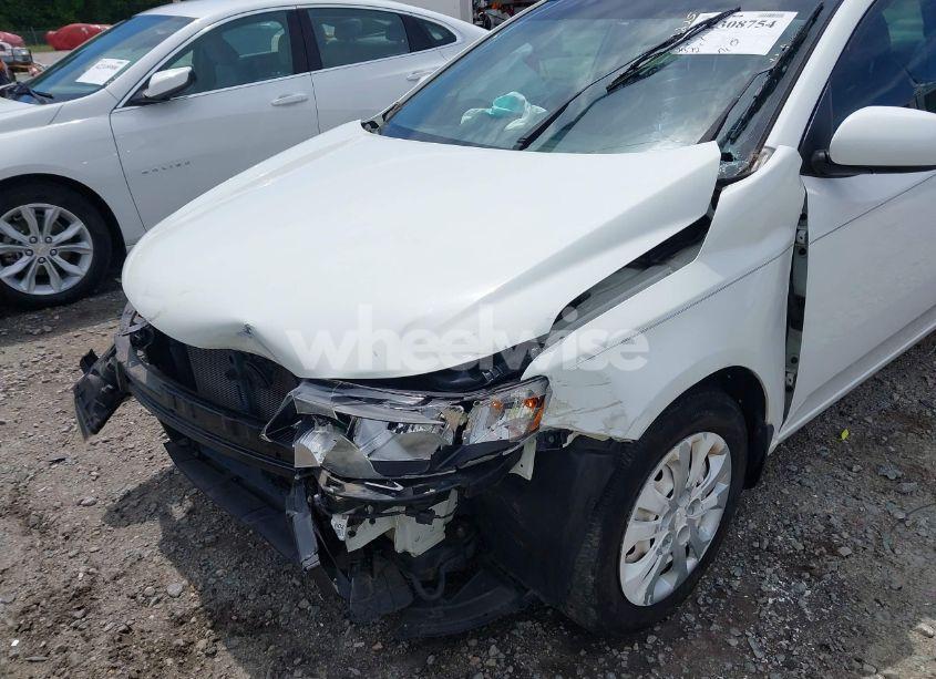 Photo 18 of 2013 Kia Forte LX (VIN KNAFT4A20D5654592)