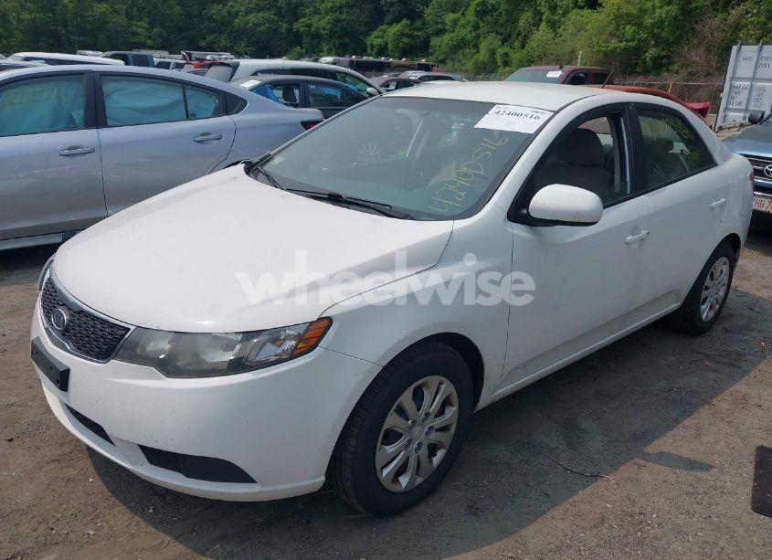 Photo 2 of 2012 Kia Forte LX (VIN KNAFT4A23C5634870)