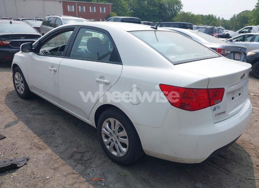 Photo 3 of 2012 Kia Forte LX (VIN KNAFT4A23C5634870)