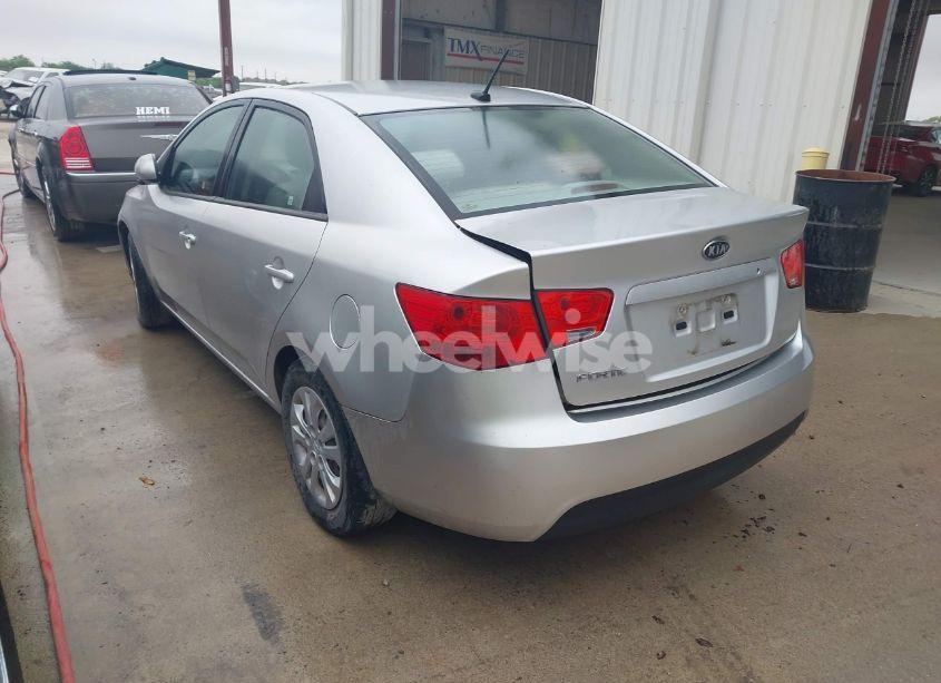 Photo 3 of 2012 Kia Forte LX (VIN KNAFT4A23C5641494)