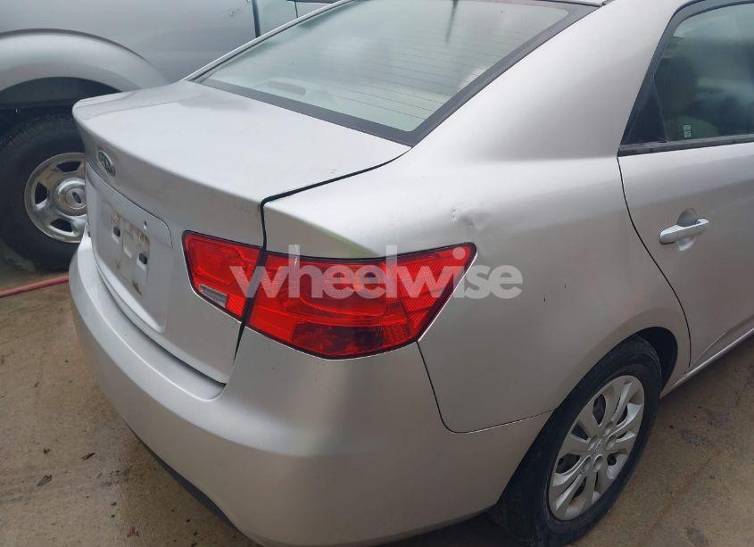 Photo 6 of 2012 Kia Forte LX (VIN KNAFT4A23C5641494)