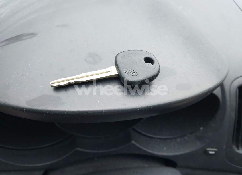 Photo 11 of 2010 Kia Forte LX (VIN KNAFT4A24A5052516)