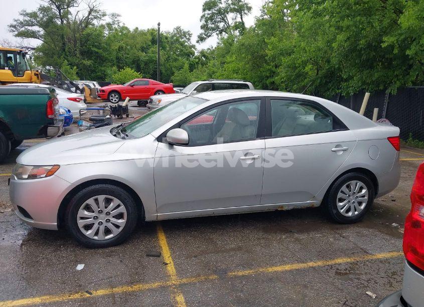 Photo 14 of 2010 Kia Forte LX (VIN KNAFT4A24A5052516)