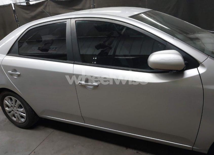 Photo 13 of 2012 Kia Forte LX (VIN KNAFT4A26C5595417)