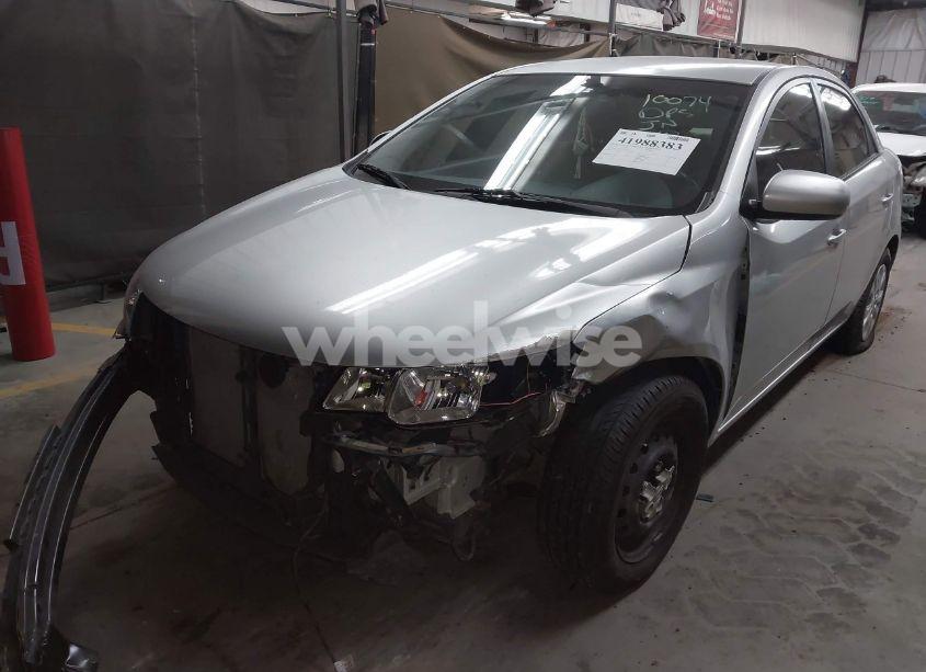 Photo 2 of 2012 Kia Forte LX (VIN KNAFT4A26C5595417)