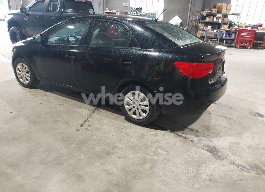 Photo 3 of 2010 Kia Forte LX (VIN KNAFT4A28A5047190)