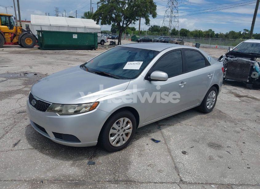 Photo 2 of 2012 Kia Forte LX (VIN KNAFT4A2XC5483509)