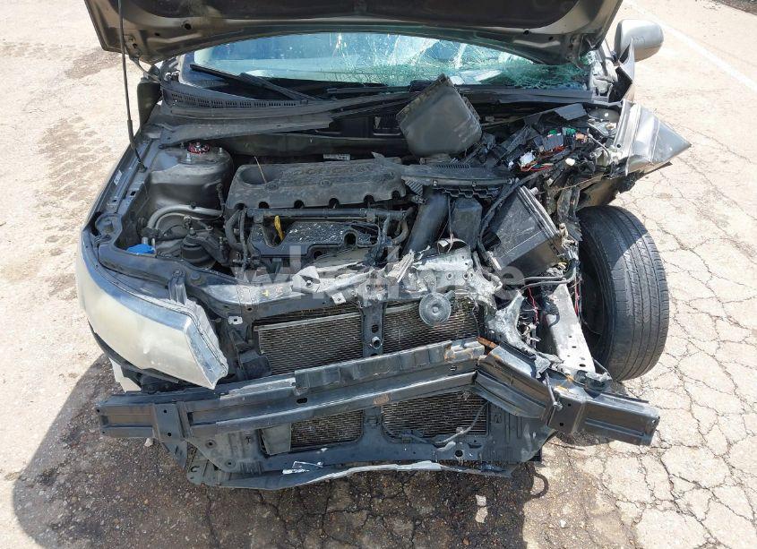 Photo 10 of 2013 Kia Forte EX (VIN KNAFU4A20D5663175)