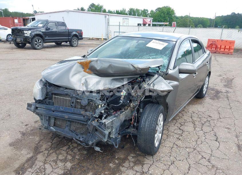 Photo 6 of 2013 Kia Forte EX (VIN KNAFU4A20D5663175)