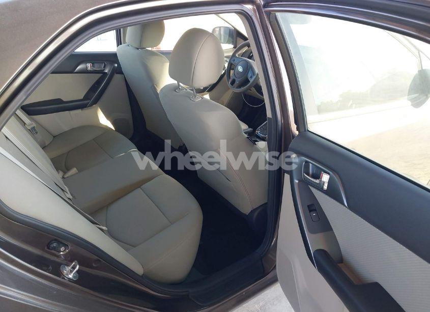 Photo 8 of 2013 Kia Forte EX (VIN KNAFU4A20D5736268)