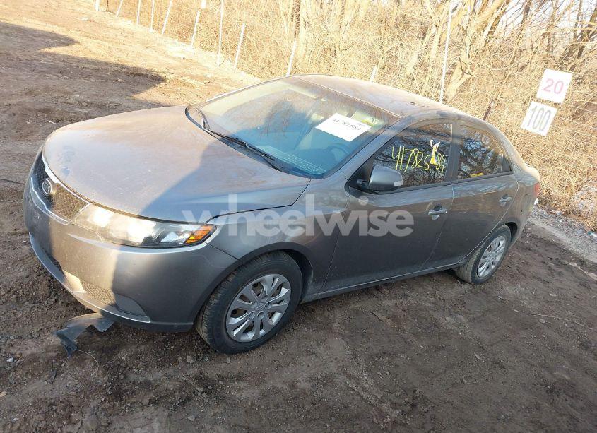 Photo 2 of 2010 Kia Forte EX (VIN KNAFU4A21A5860304)