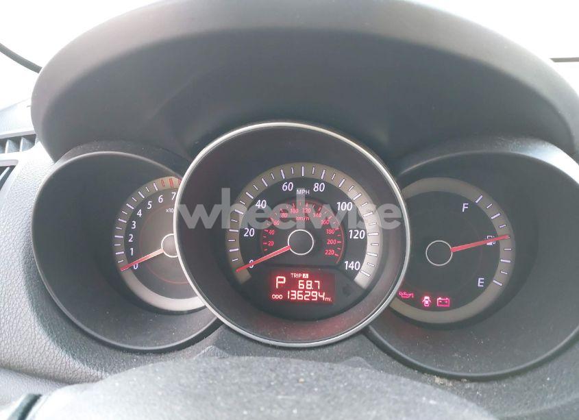 Photo 7 of 2010 Kia Forte EX (VIN KNAFU4A21A5860304)