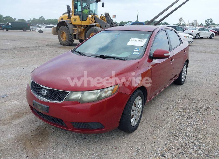 Photo 2 of 2010 Kia Forte EX (VIN KNAFU4A21A5862649)