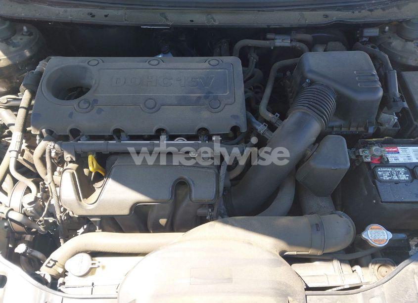 Photo 10 of 2012 Kia Forte EX (VIN KNAFU4A21C5616221)