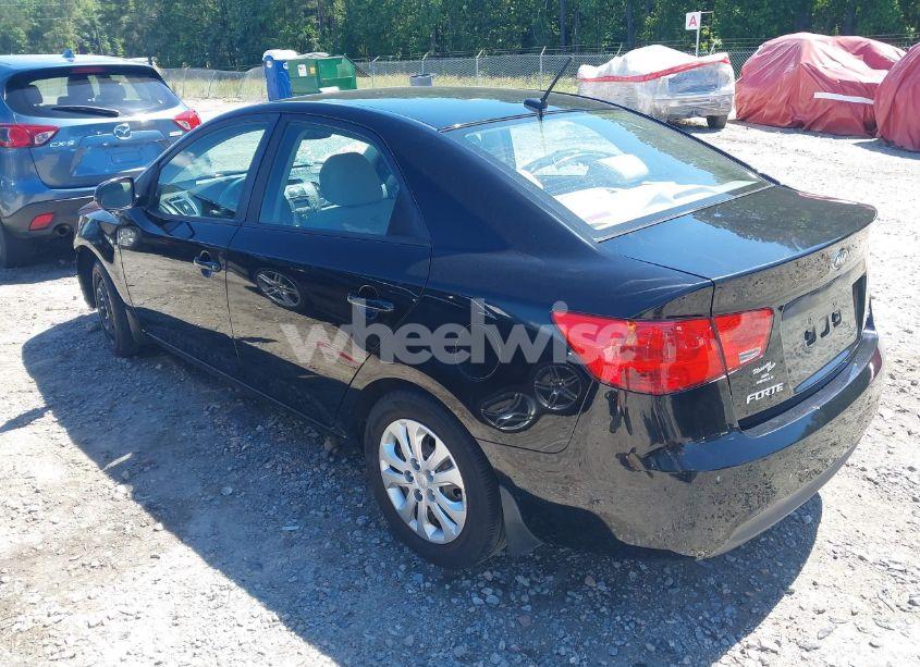 Photo 3 of 2012 Kia Forte EX (VIN KNAFU4A21C5616221)