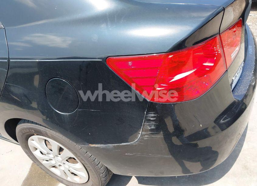 Photo 13 of 2013 Kia Forte EX (VIN KNAFU4A21D5669213)