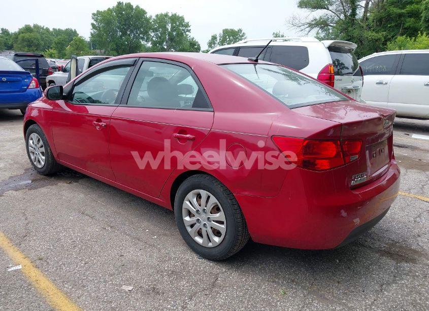 Photo 3 of 2013 Kia Forte EX (VIN KNAFU4A21D5700900)
