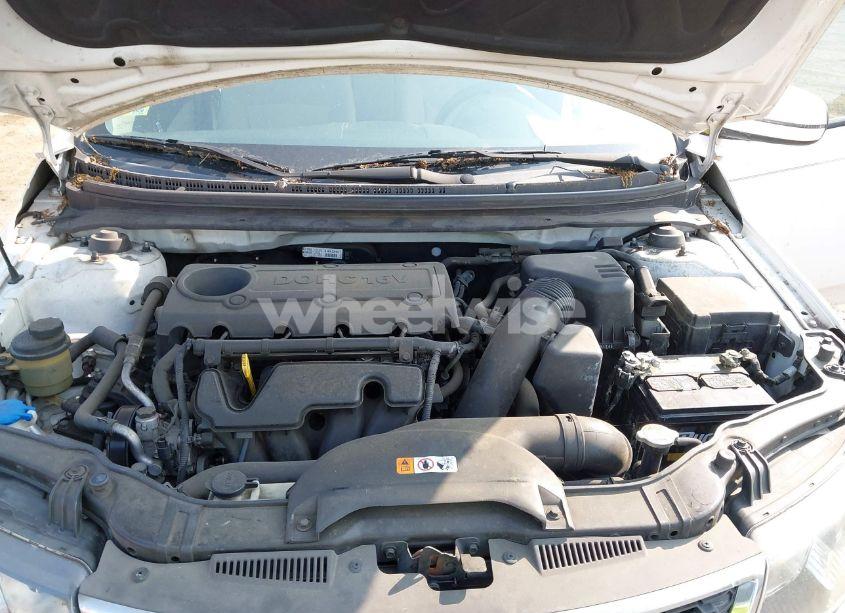 Photo 10 of 2013 Kia Forte EX (VIN KNAFU4A22D5665767)