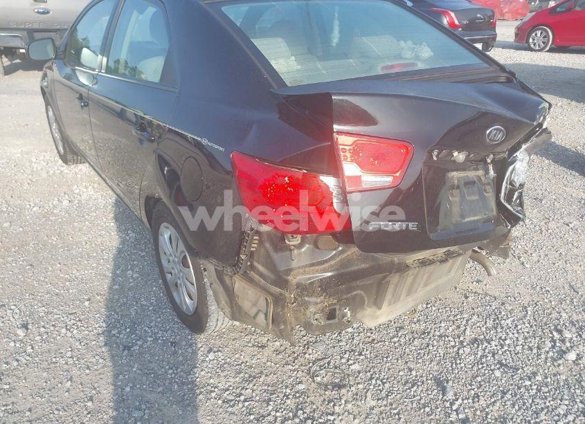 Photo 6 of 2013 Kia Forte EX (VIN KNAFU4A22D5704308)