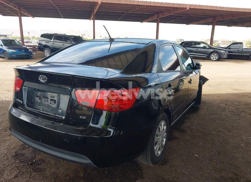 Photo 4 of 2013 Kia Forte EX (VIN KNAFU4A22D5715566)