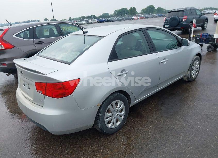 Photo 4 of 2011 Kia Forte EX (VIN KNAFU4A23B5389838)