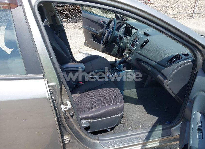 Photo 5 of 2012 Kia Forte EX (VIN KNAFU4A23C5554188)