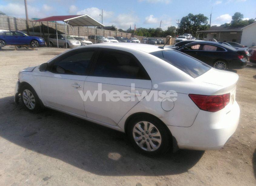 Photo 3 of 2013 Kia Forte EX (VIN KNAFU4A23D5718699)