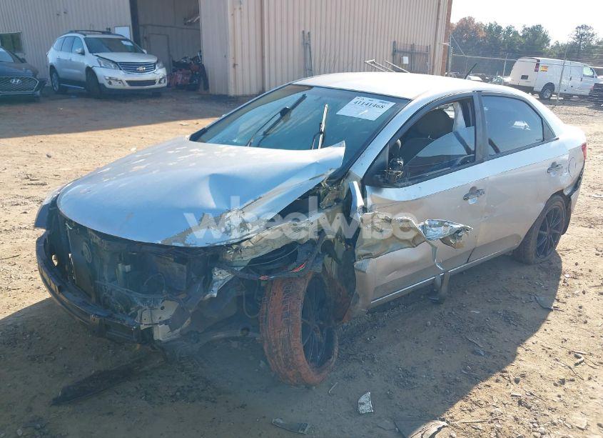 Photo 2 of 2010 Kia Forte EX (VIN KNAFU4A24A5862810)