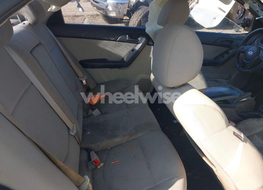 Photo 8 of 2010 Kia Forte EX (VIN KNAFU4A24A5862810)