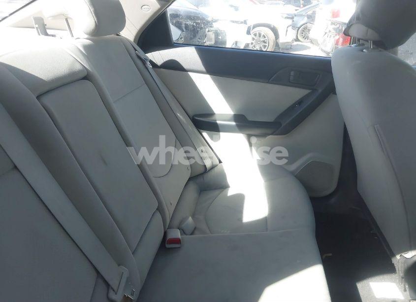 Photo 8 of 2011 Kia Forte EX (VIN KNAFU4A25B5463812)