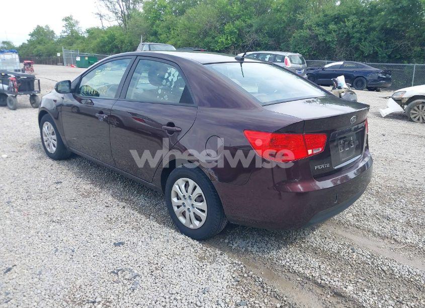 Photo 3 of 2011 Kia Forte EX (VIN KNAFU4A25B5890794)