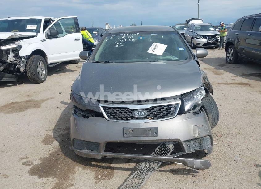 Photo 12 of 2012 Kia Forte EX (VIN KNAFU4A25C5492664)