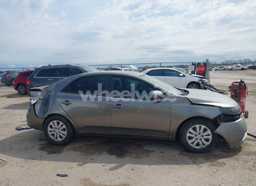 Photo 13 of 2012 Kia Forte EX (VIN KNAFU4A25C5492664)