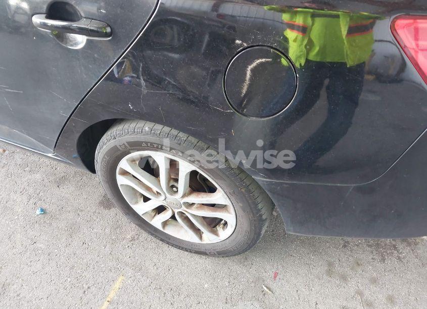 Photo 13 of 2012 Kia Forte EX (VIN KNAFU4A25C5611099)