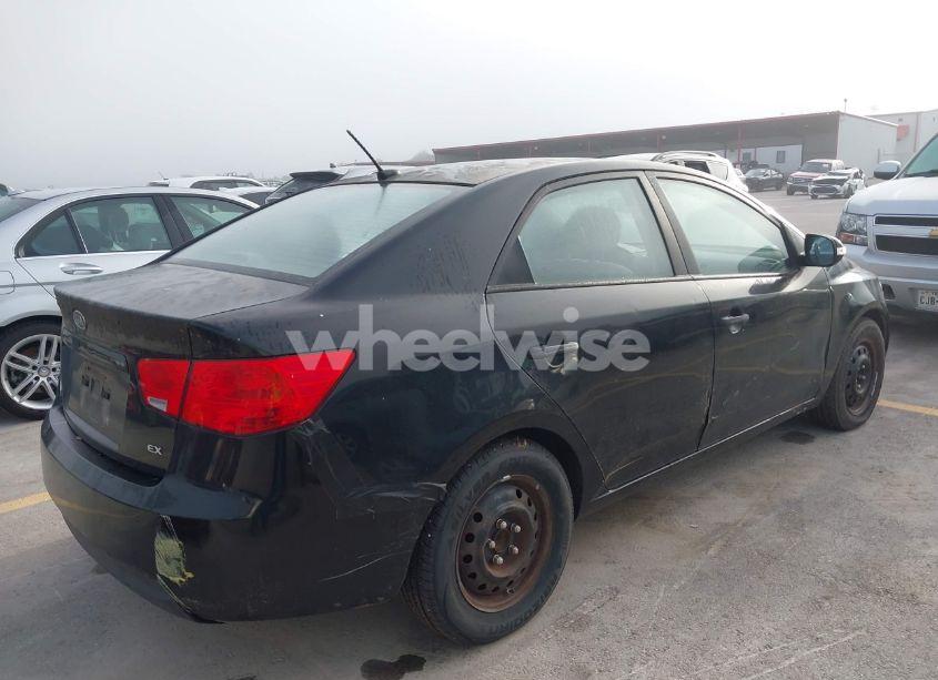 Photo 4 of 2010 Kia Forte EX (VIN KNAFU4A26A5050635)