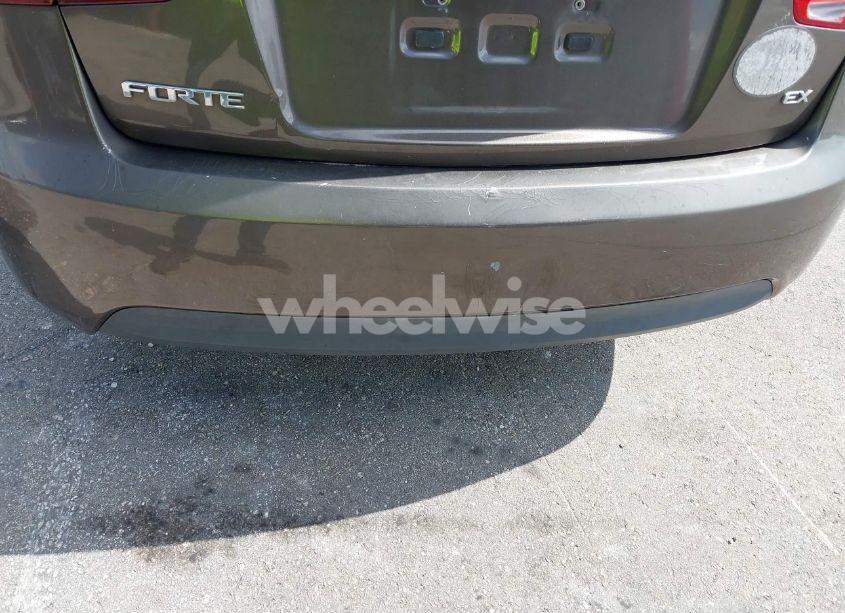 Photo 13 of 2010 Kia Forte EX (VIN KNAFU4A27A5214698)