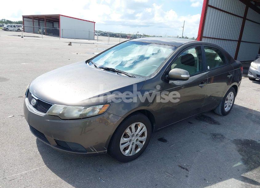 Photo 2 of 2010 Kia Forte EX (VIN KNAFU4A27A5214698)