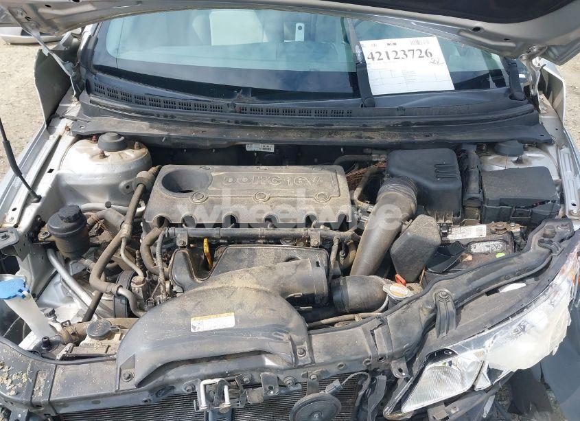 Photo 10 of 2010 Kia Forte EX (VIN KNAFU4A27A5834628)