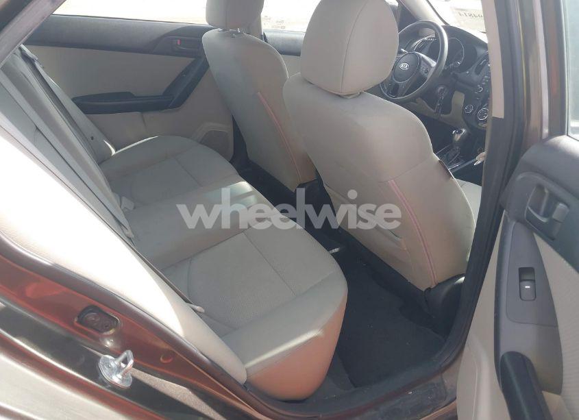 Photo 8 of 2011 Kia Forte EX (VIN KNAFU4A27B5435221)