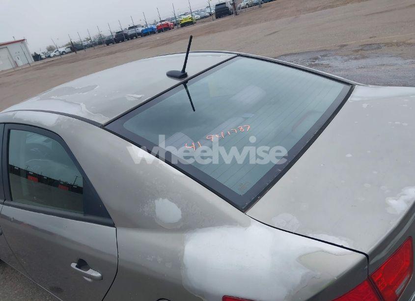 Photo 6 of 2012 Kia Forte EX (VIN KNAFU4A27C5527317)