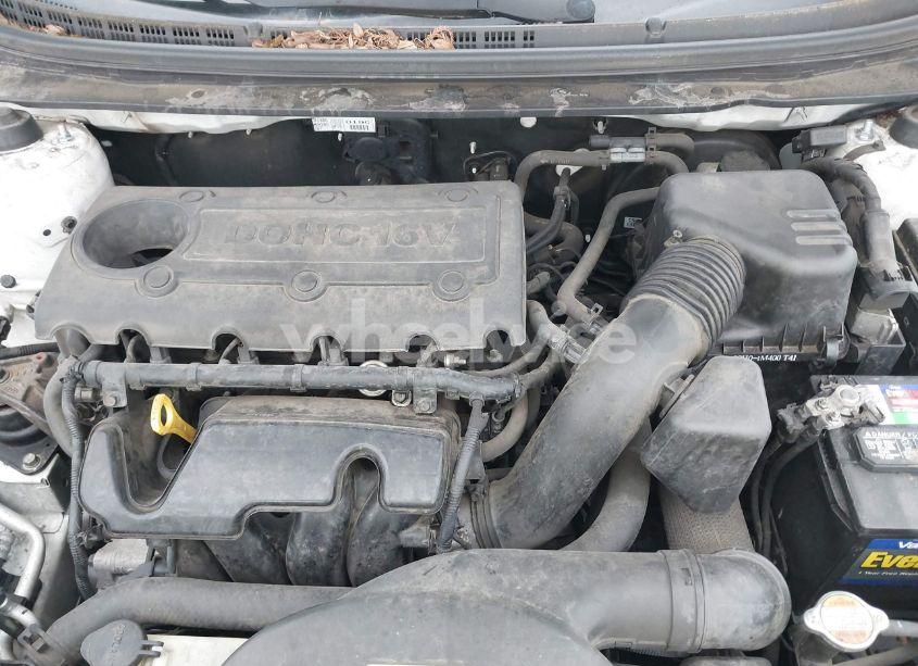 Photo 10 of 2012 Kia Forte EX (VIN KNAFU4A27C5594208)