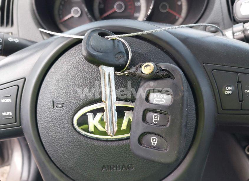 Photo 11 of 2013 Kia Forte EX (VIN KNAFU4A27D5655087)