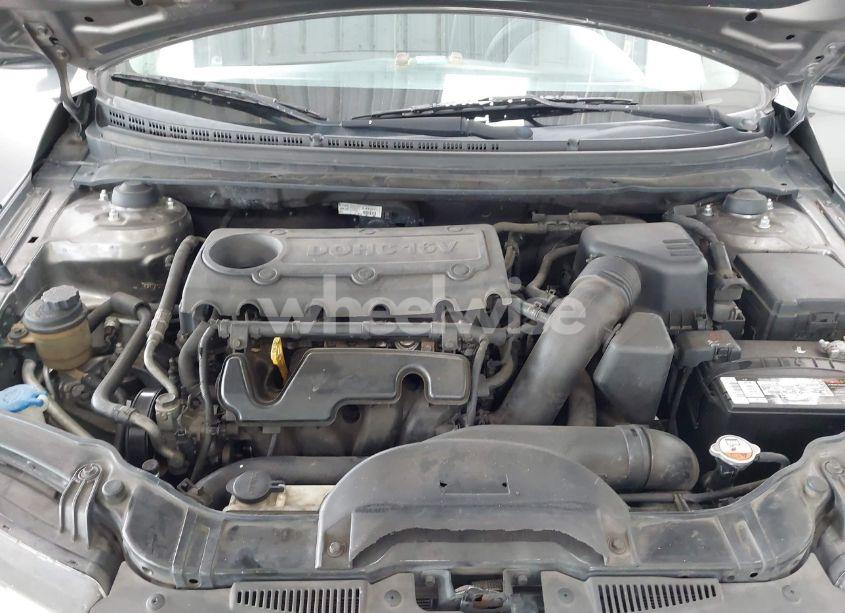 Photo 10 of 2013 Kia Forte EX (VIN KNAFU4A27D5665800)