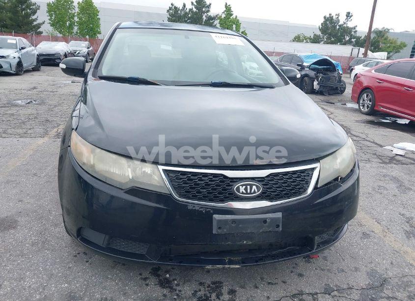 Photo 6 of 2012 Kia Forte EX (VIN KNAFU4A28C5490102)