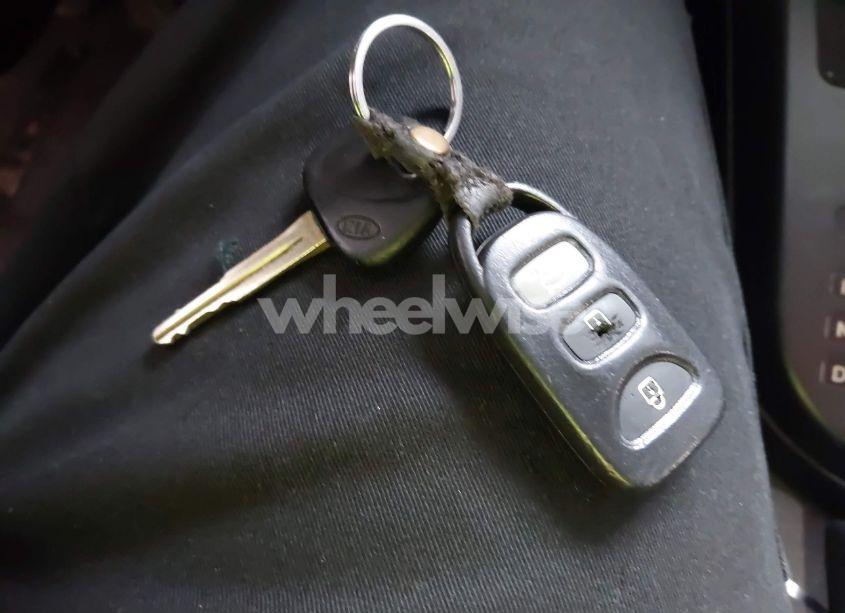 Photo 11 of 2010 Kia Forte EX (VIN KNAFU4A29A5858736)