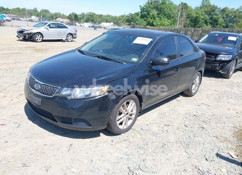 Photo 2 of 2012 Kia Forte EX (VIN KNAFU4A29C5567768)