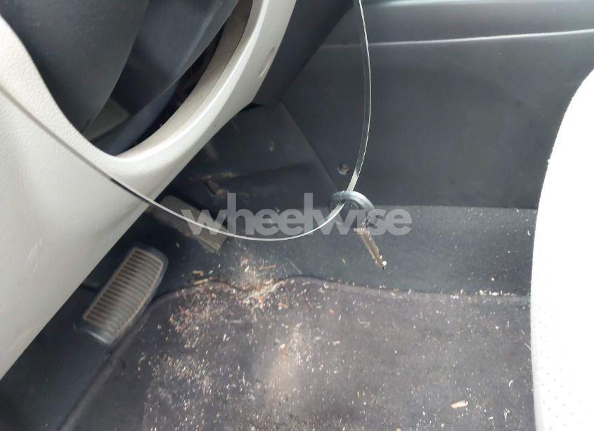 Photo 11 of 2010 Kia Forte EX (VIN KNAFU4A2XA5297964)